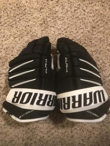 New Warrior Alpha QX Pro Gloves Senior