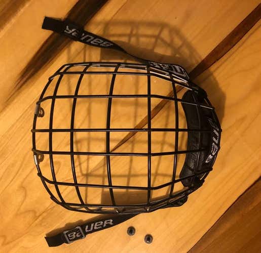 Bauer Cage