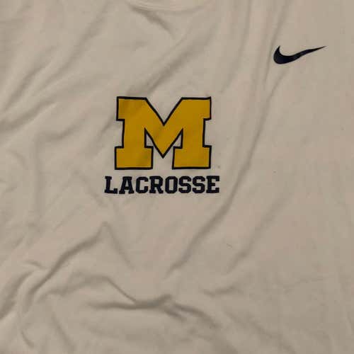 Michigan Lacrosse Shooting Shirt