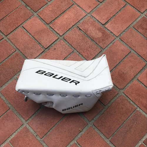 Gently Used Bauer Supreme One.9 Blocker