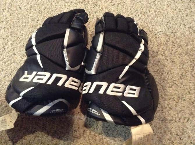 Bauer Vapor X30 Gloves Junior Size 12