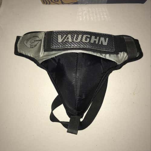 Vaughn 7200 Junior Goalie Cup