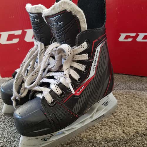 CCM JetSpeed 250 Skates Youth Size 10