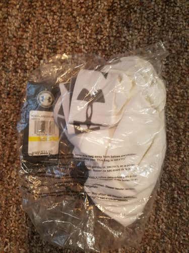 New Under Armour 3/4 Leggings White