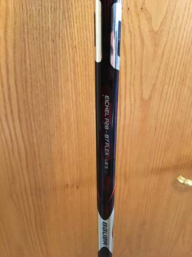 New Bauer Vapor 1X Lite Stick Righty Senior 87 flex p28 curve