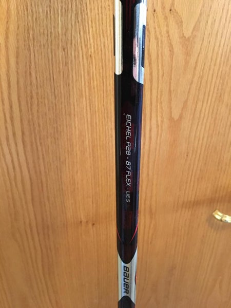 New Bauer Vapor 1X Lite Stick Righty Senior 87 flex p28 curve