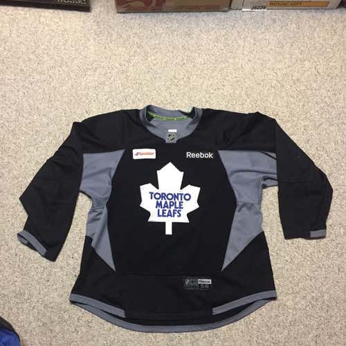 Leafs Practice Jersey