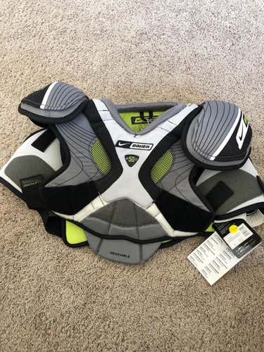 New Bauer Shoulder Pads Senior