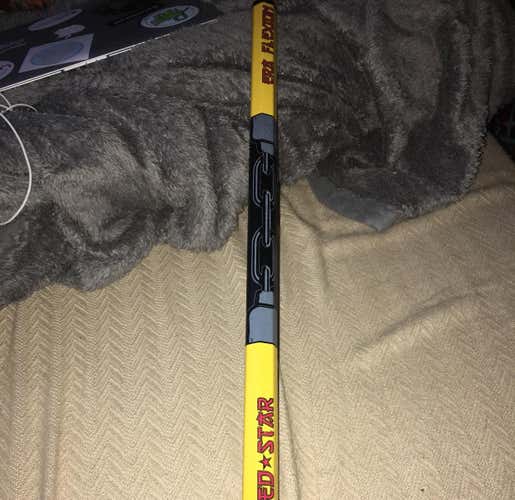 BN Era Lacrosse Red Star Shaft!!