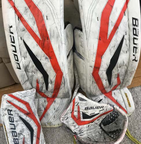 Bauer Total One Gloves And pads 34 + 3