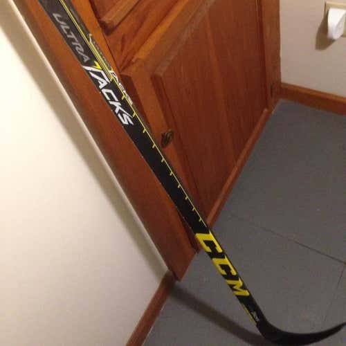 CCM Ultra Tacks Hossa 75 Flex