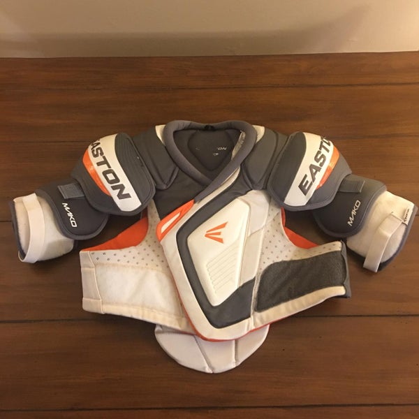 Easton Mako Shoulder Pads- Senior Large