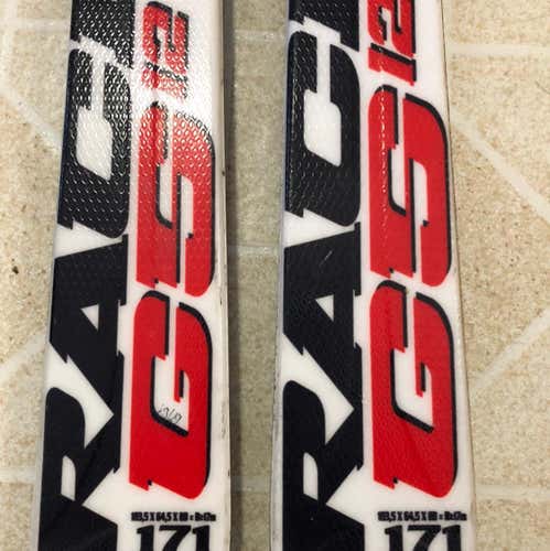 2008 Atomic Race GS12 Skis