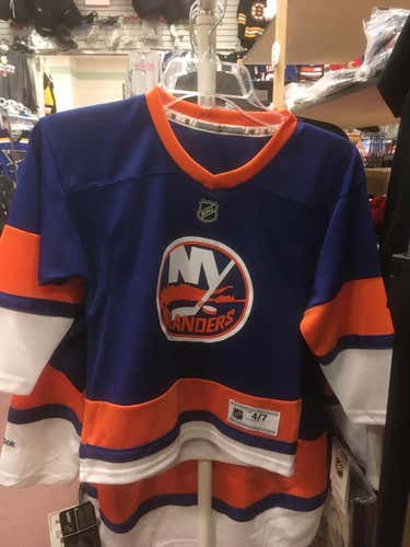 New Islander Jersey 4/7 Size (Youth)