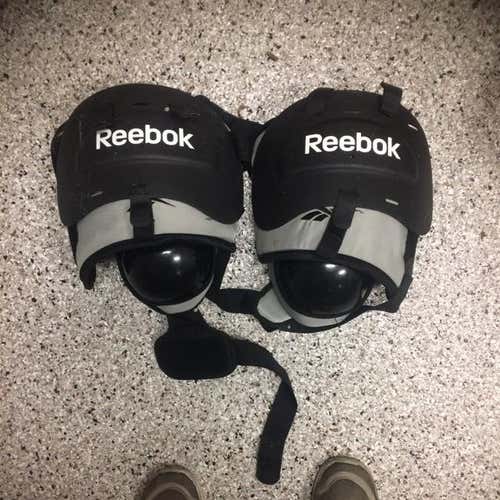 Sr. Reebok Knee And Thigh Protectors