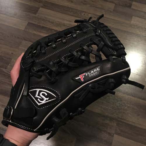 Louisville Slugger PF14-BK1301 Pro Flare 13”
