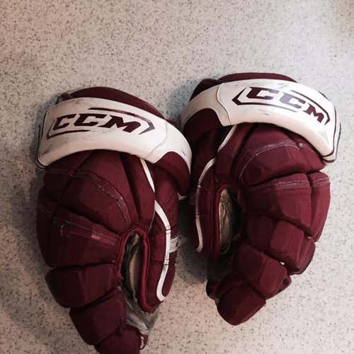 Pro stock CCM Vector 08 Glove AZ Coyotes