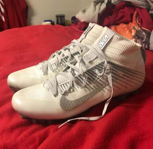 Nike Vapor Untouchable 2 Cleats size 9.5