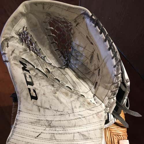 CCM Extreme Flex Pro Glove