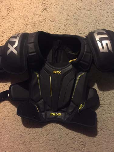STX STALLION 500 Shoulder Pads Senior