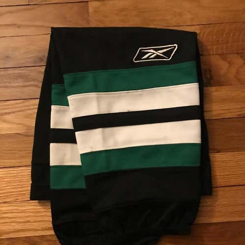 Dallas Stars Black 32” Socks Adult
