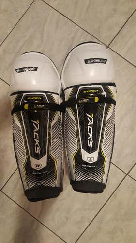CCM Super tacks shinguards, 13"', excellent condition
