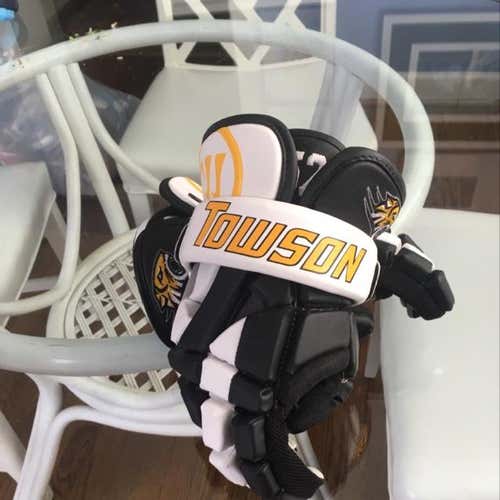 Towson Warrior Riot Gloves