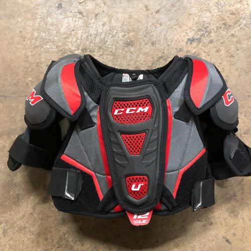 CCM U 12 LE Hockey Shoulder Pads (Jr. Medium)