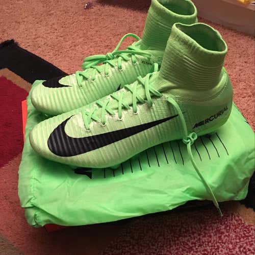 Superfly Cleats