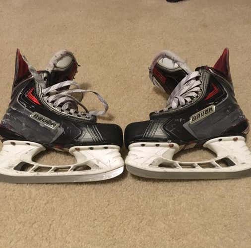Bauer Vapor apx2 junior skates good condition
