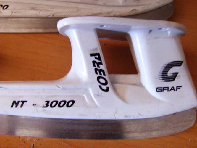 Graf Cobra NT-3000 Skate Runners & Holders w/ Hex Bolts (SR/7D)