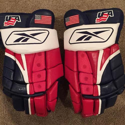 TEAM USA 14” REEBOK/CCM HOCKEY GLOVES (RARE!)