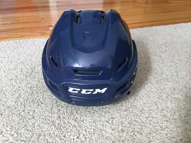 CCM Resistance 300 Helmet