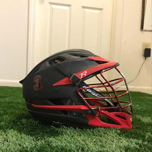 College Matte Black Chrome Facemask Cascade R