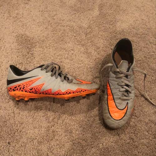 Nike Hyper Venom Soccer Cleats