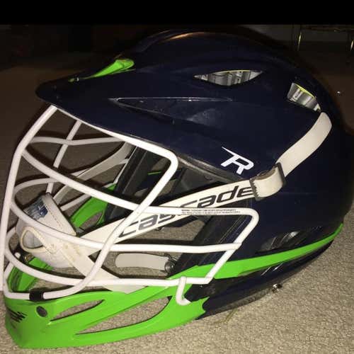 Navy Blue/Green Cascade R