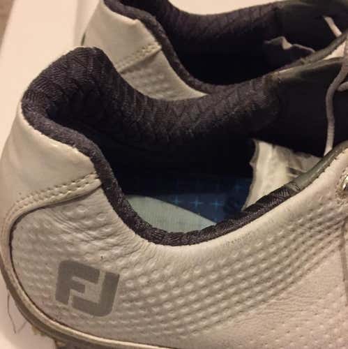 Men’s Foot joy DNA Size 11.5