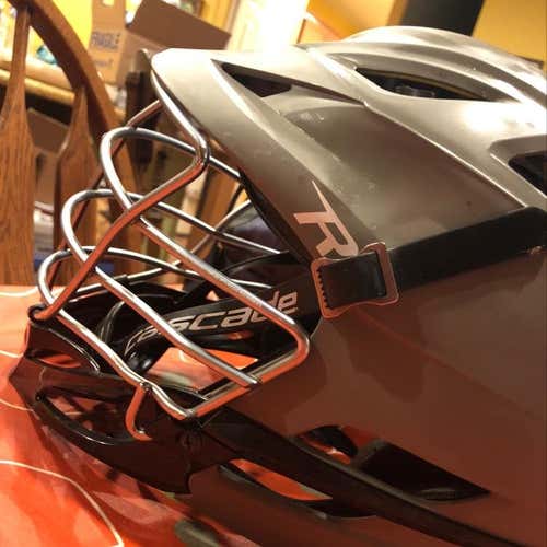 Cascade R Lacrosse Helmet