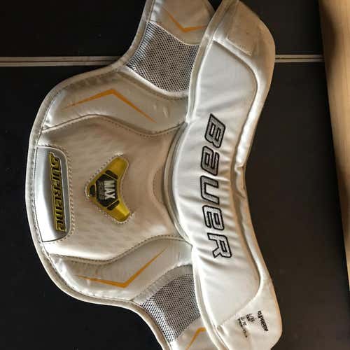 Bauer Supreme Senior Throat Guard