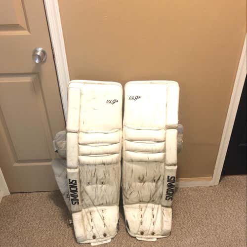 Simmons Ultra Light 9 Goalie Pads