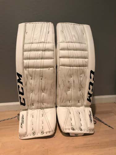 CCM Extreme Flex II Goalie Leg Pads Senior