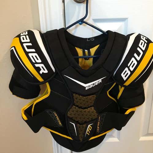 Bauer Supreme 170 Shoulder Pads Large