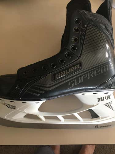 New Bauer Supreme 160 Skates Senior Size 7
