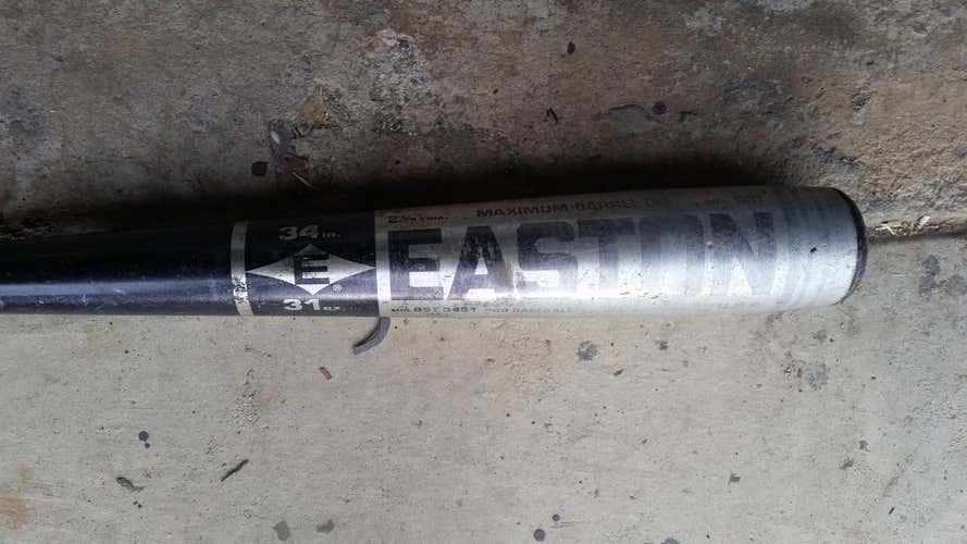 Easton  baseball bat 34/31