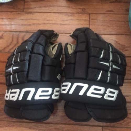 Used Bauer 4 Roll Pro Gloves Size 15 Black