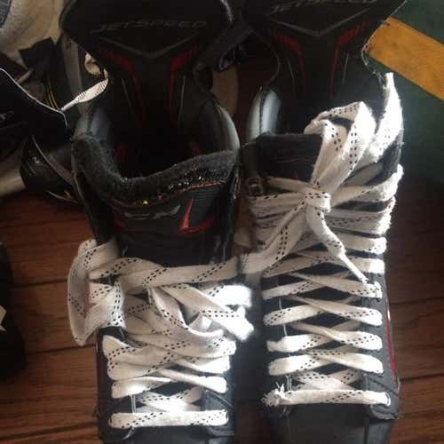 Used CCM Jet speed Xtra Pro Skates Size 9