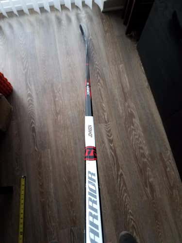 Warrior Dynasty HD1 Stick Righty 66 - 70 Intermediate
