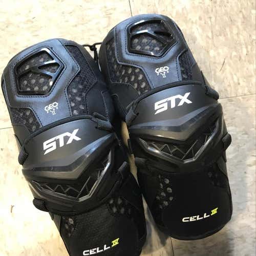 STX Cell 4 Arm Guard - Black - Large