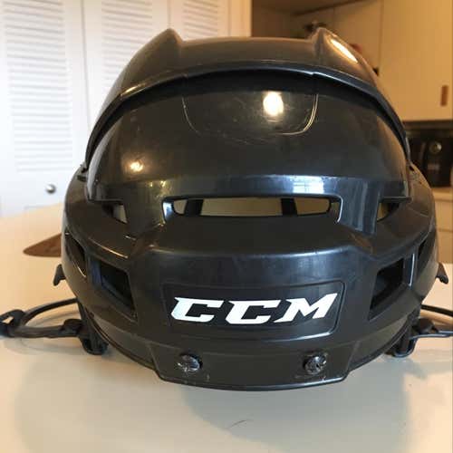 CCM V08 Helmet