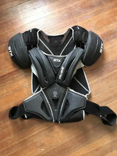STX Stallion HD shoulder pad Shoulder Pads